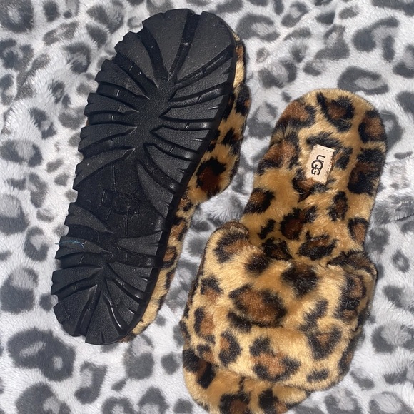 Ugg Cozetta Cheetah Slippers - Picture 7 of 7